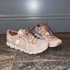 On Cloudtec Running Sneakers / Swiss Engineering